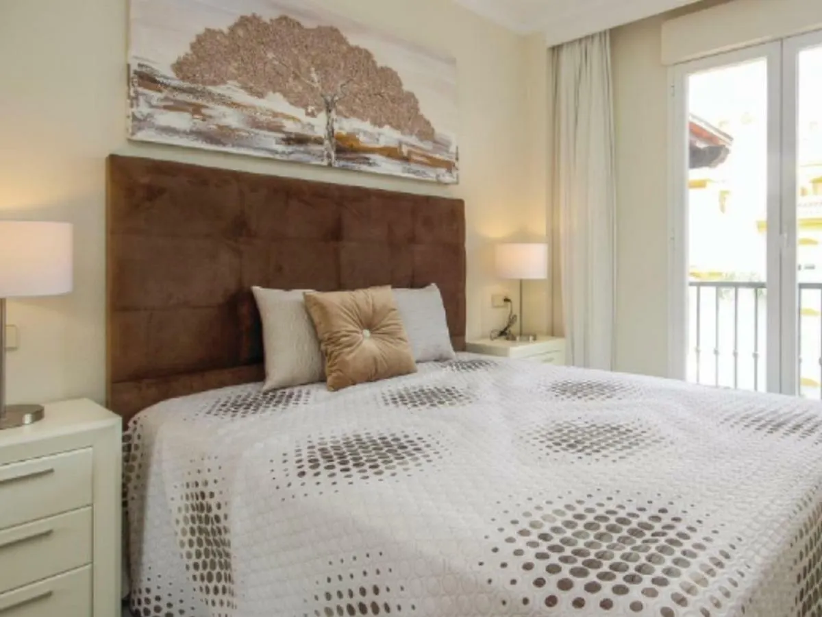 Dama De Noche Apartment Marbella