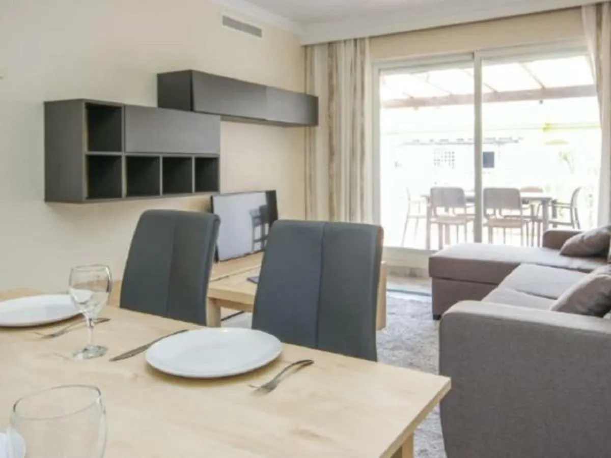 Dama De Noche Apartment Marbella