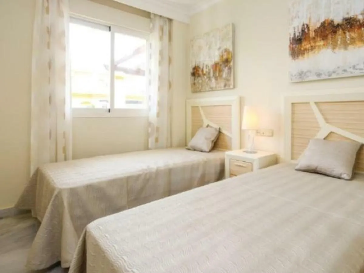 Dama De Noche Apartment Marbella